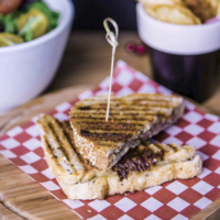 Jeudi - Grilled Cheez Jeudi - Grilled Cheez